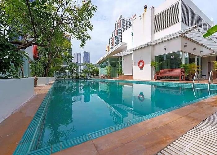 Sabai Sathorn Service